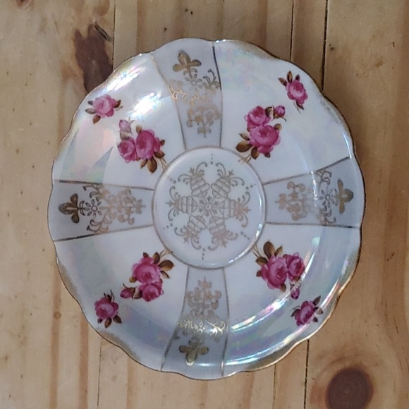 3 footed Japanese Tea cup - Picture 3 of 4